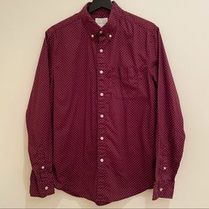 American Eagle Outfitters Men’s Wine Red White Pindot Collared Button Down Shirt